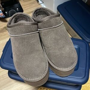 Suede platform mule. Size 7.5.